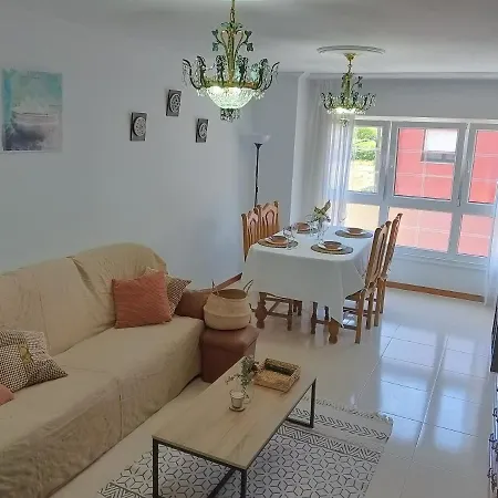 Piso A Capela Con Vistas Al Mar